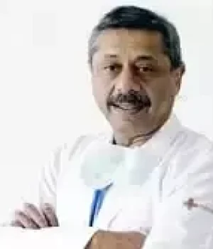 dr._naresh_trehan-min
